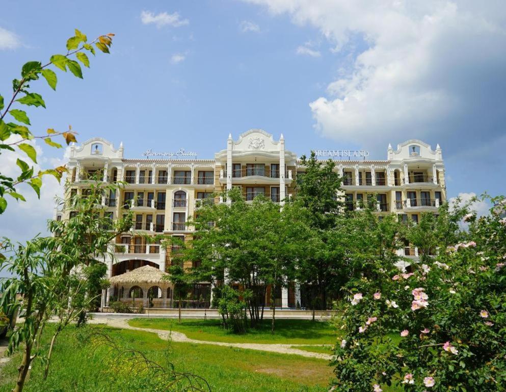 Harmony Suitеs Apartment Sunny Beach Ngoại thất bức ảnh